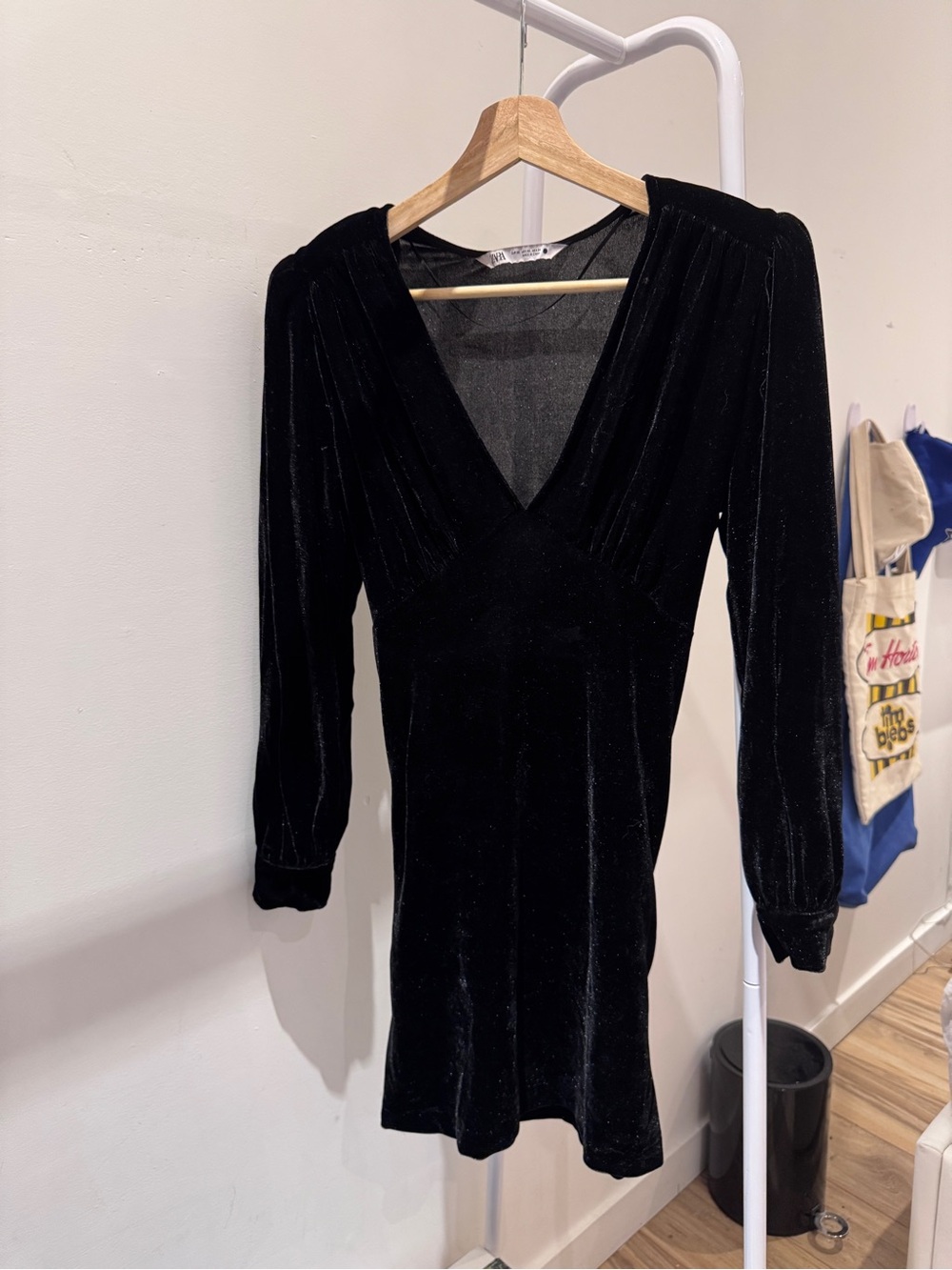 Zara Black Velvet V-Neck Long Sleeve Mini Dress